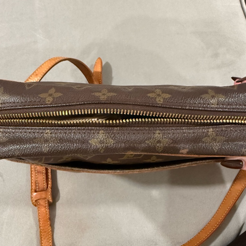 Louis Vuitton Trocadero Crossbody Vintage - Picture 10 of 14